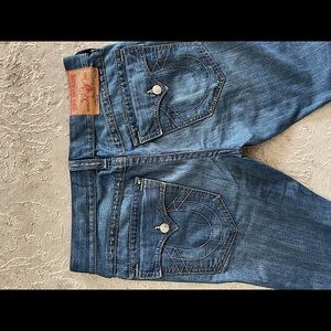 Used true religion distressed jeans